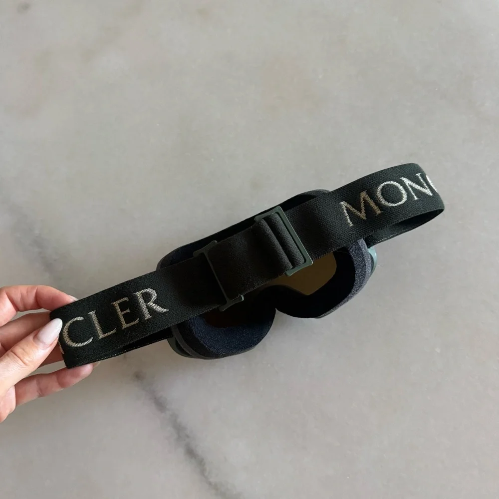 Moncler Mirrored Snow Goggles